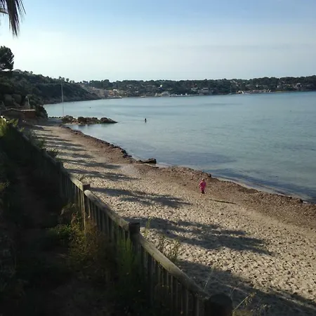 Magali סנרי-סור-מר